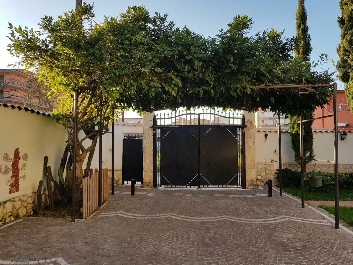 Tabor 1 Garden & Parking Διαμέρισμα Νάπολη Εξωτερικό φωτογραφία